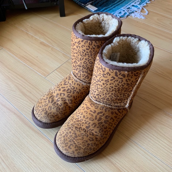 Leopard Ugg Boots🐆🤎 - Picture 3 of 8